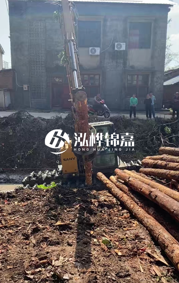 南昌河道清淤專業(yè)施工-履帶式挖機清理河道更方便嗎？